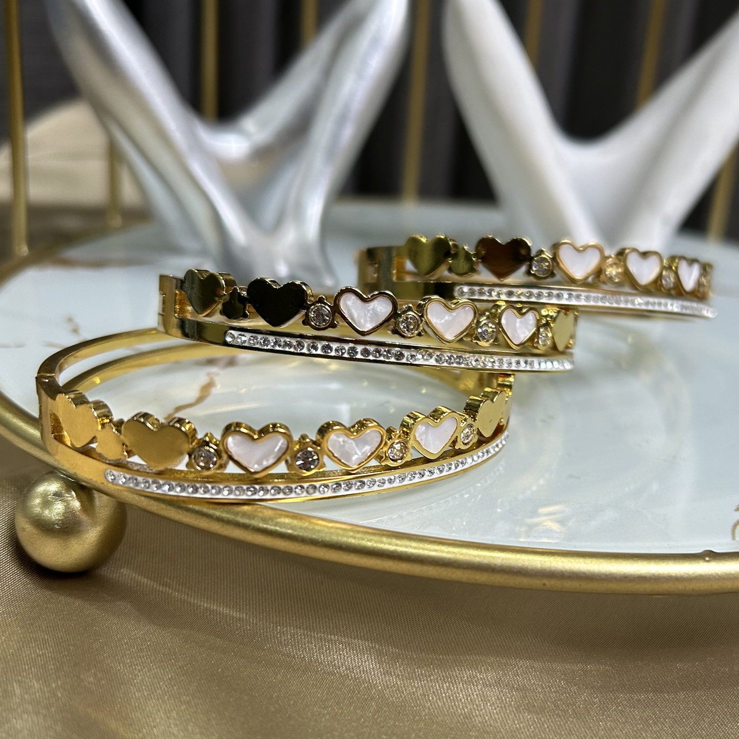 Golden Amour Heart Bangle