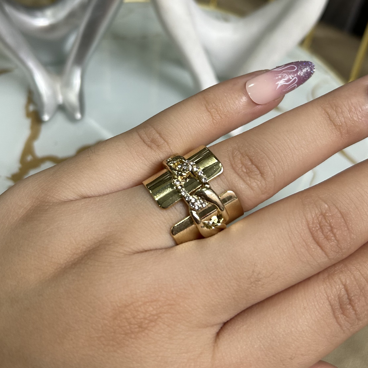 Bold Chain-Link Statement Ring