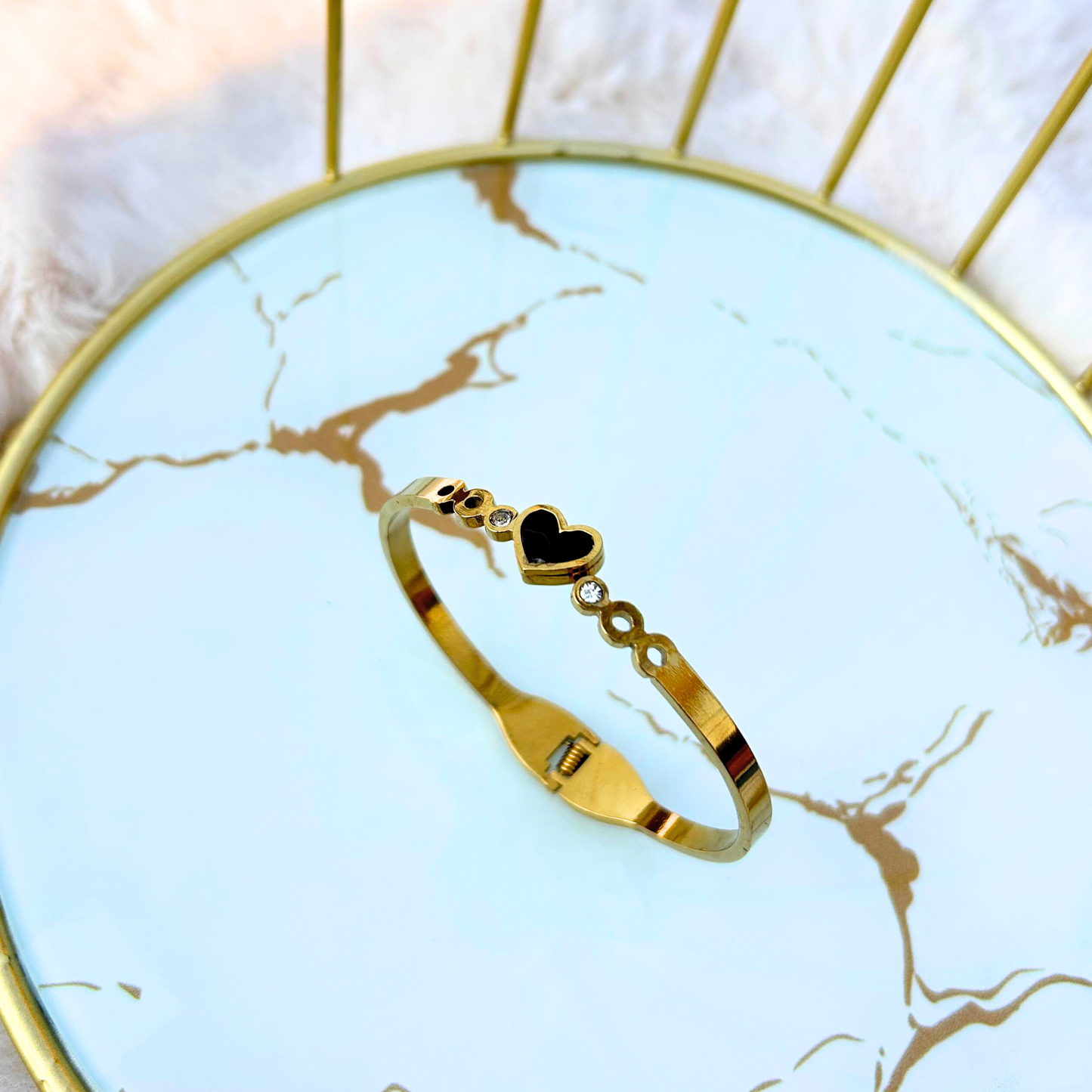 Amora Infinity Heart Bracelet (Standard Size)