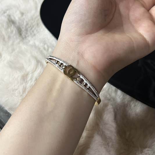 L'Icone Enamel & Crystal Pavé Bangle