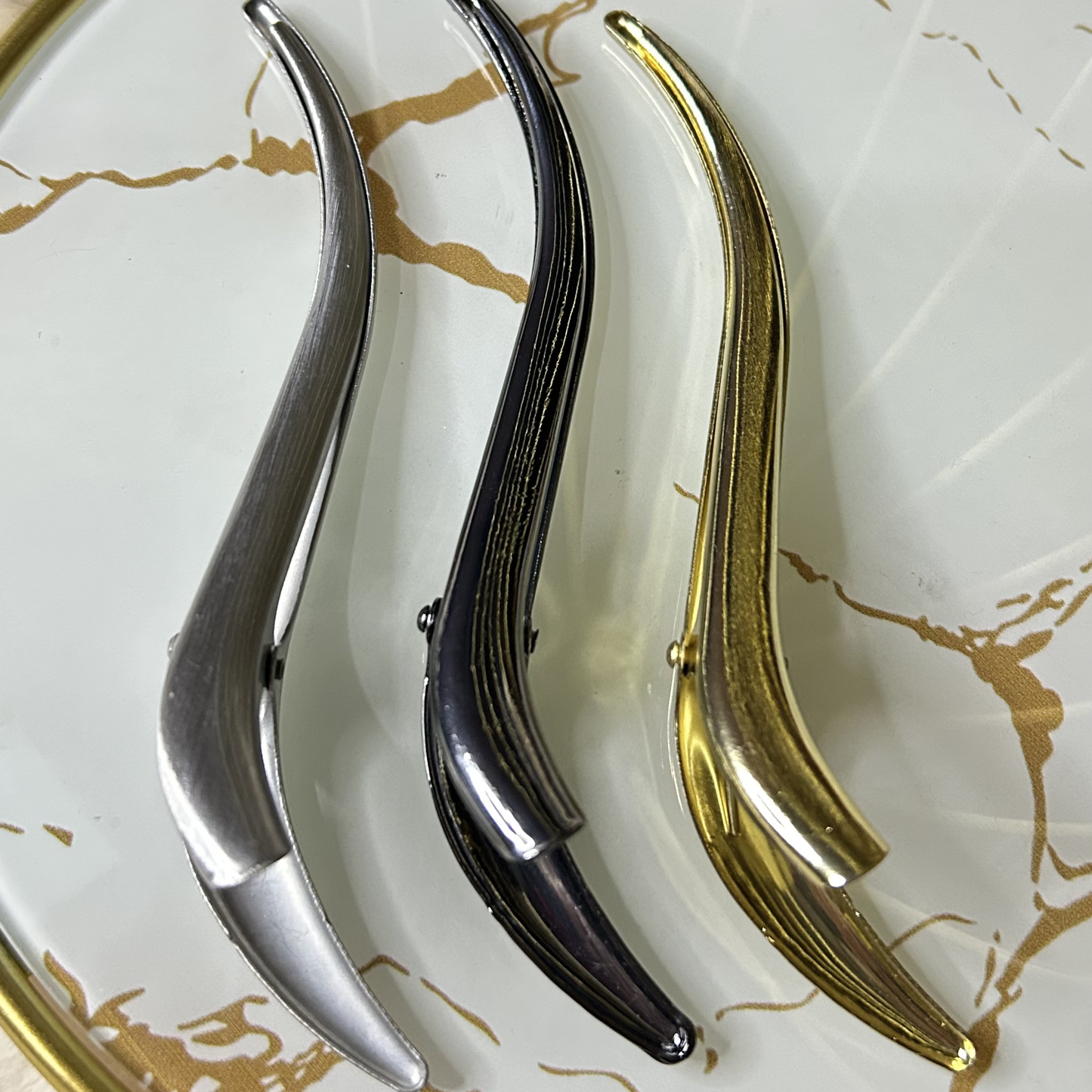 Sculpted Duckbill Hair Clips