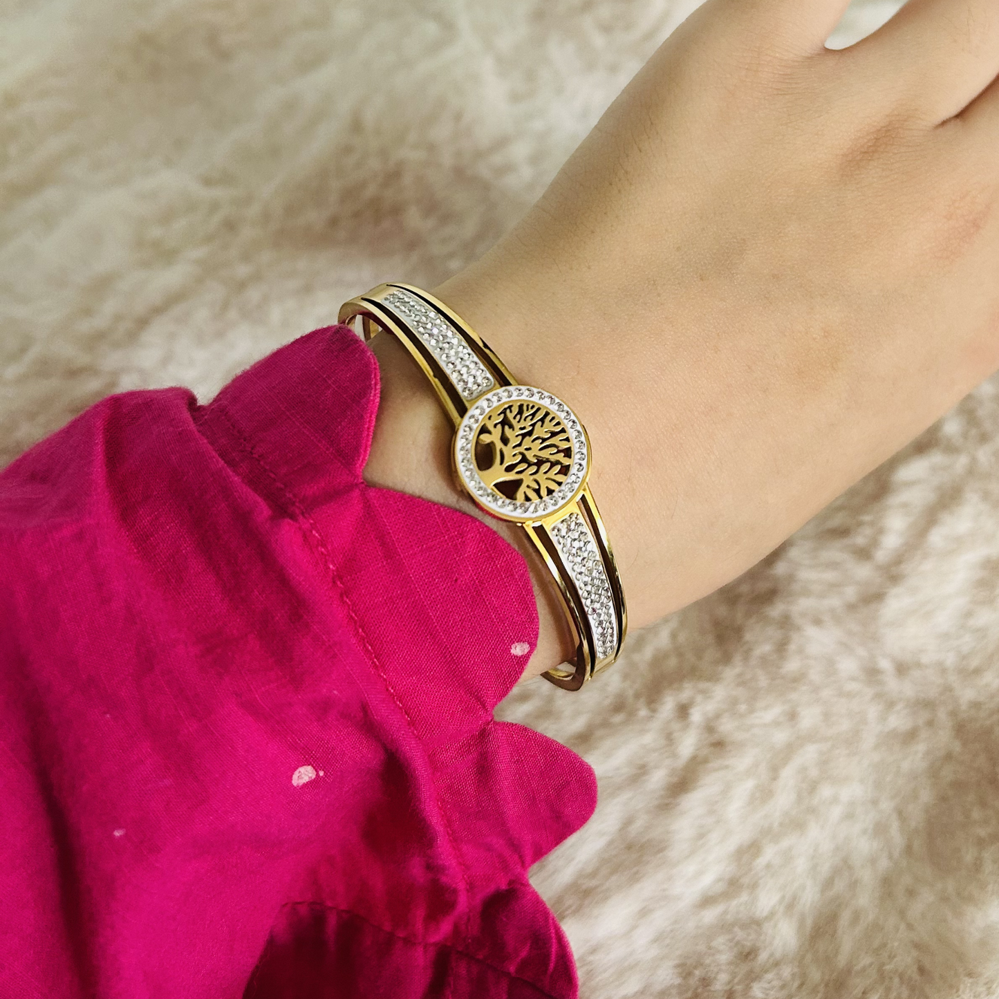 "Shajr-e-Noor" Bangle