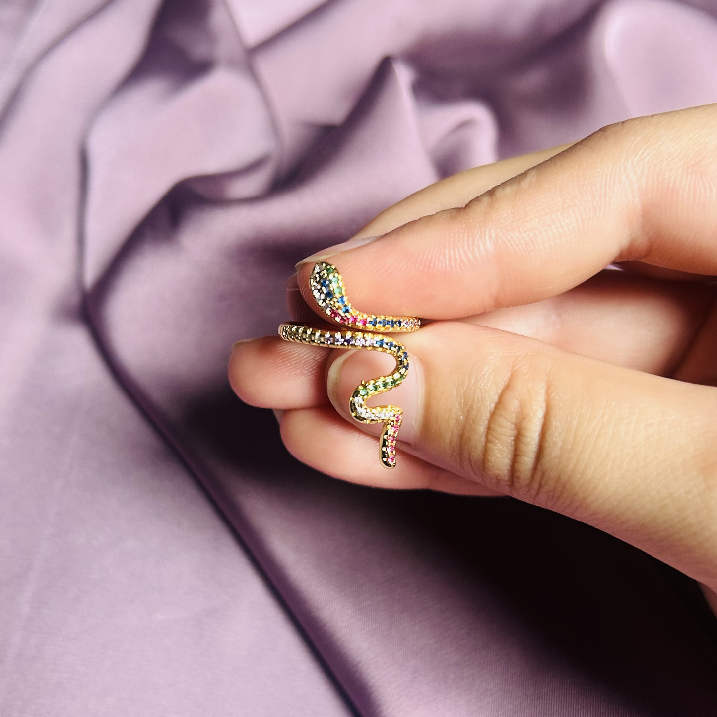 Zabaan-e-Zehin Snake Ring