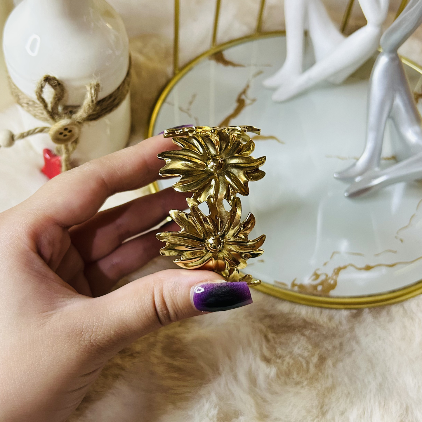 Gul-e-Zarrin Statement Cuff