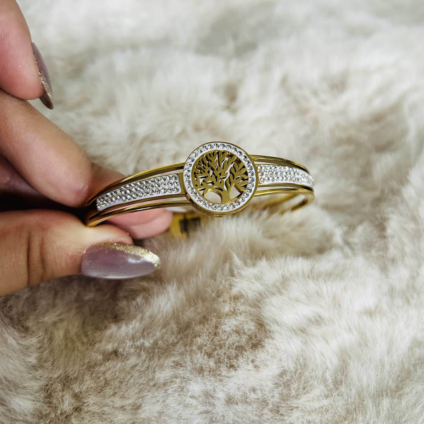 "Shajr-e-Noor" Bangle