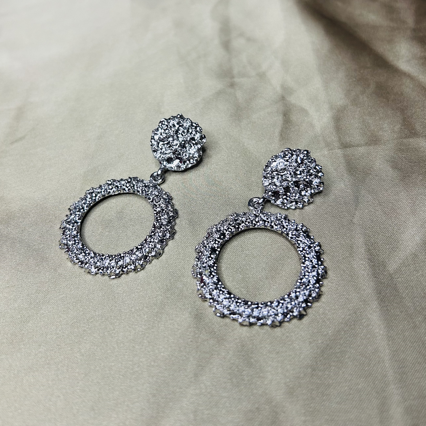 Silver Crush Orbit Drops